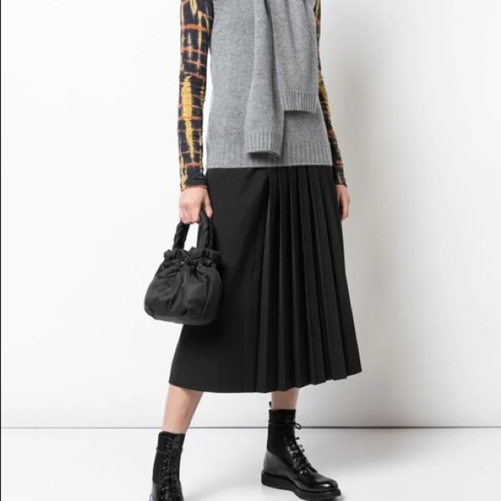 🚫SOLD {Prada} cashmere gray sweater with scarves